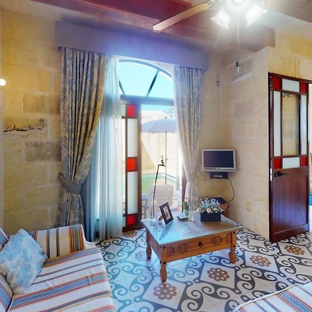 Qala Bed&Breakfast With Swimming Pool - Il-Wenniessa Exteriör bild