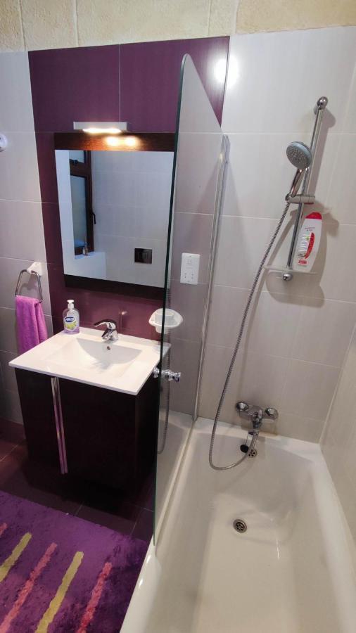Qala Bed&Breakfast With Swimming Pool - Il-Wenniessa Exteriör bild