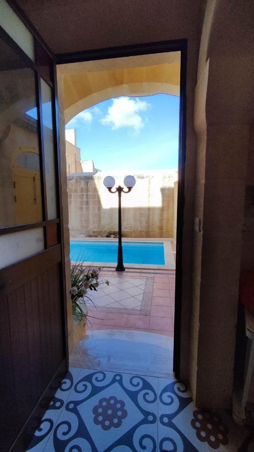 Qala Bed&Breakfast With Swimming Pool - Il-Wenniessa Exteriör bild