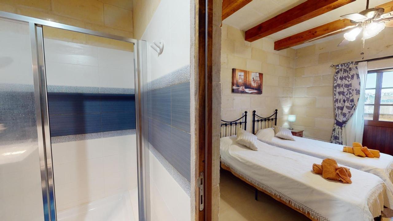 Qala Bed&Breakfast With Swimming Pool - Il-Wenniessa Exteriör bild