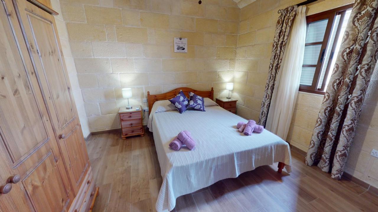 Qala Bed&Breakfast With Swimming Pool - Il-Wenniessa Exteriör bild