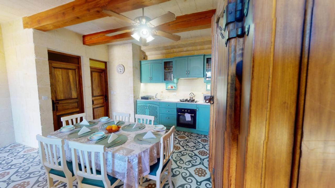 Qala Bed&Breakfast With Swimming Pool - Il-Wenniessa Exteriör bild